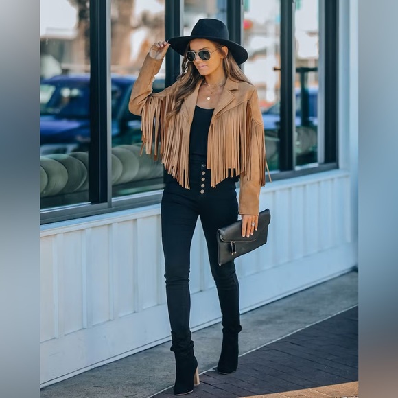 BEST SELLER NWT TAN Western Boho Fringed Faux Suede Jacket RODEO OOTD - Picture 2 of 6